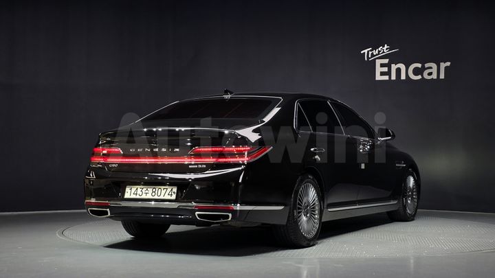 Genesis G90 2019 — 2