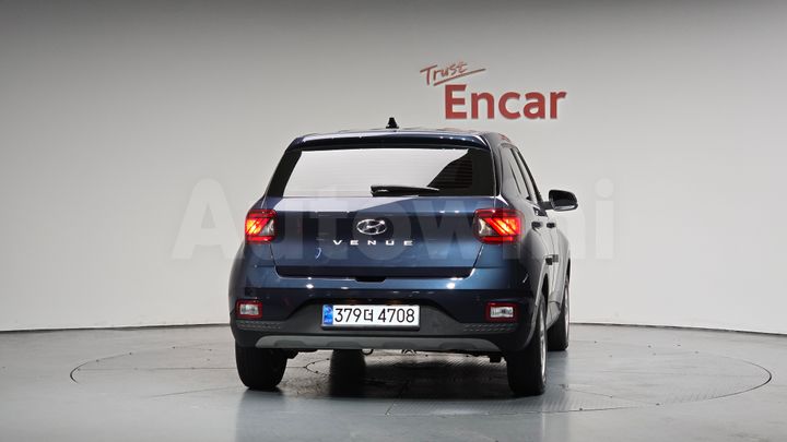 Hyundai Venue 2023 — 3