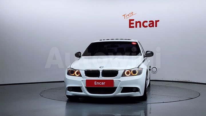 BMW 3 Series 2011 — 3