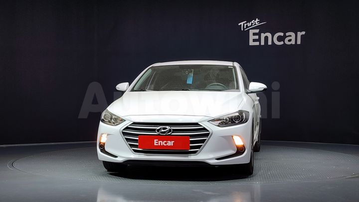 Hyundai Avante 2018 — 4