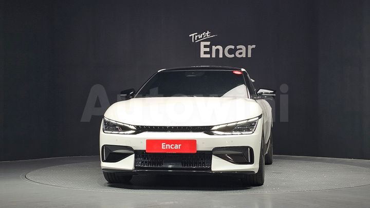 Kia EV6 2023 — 3