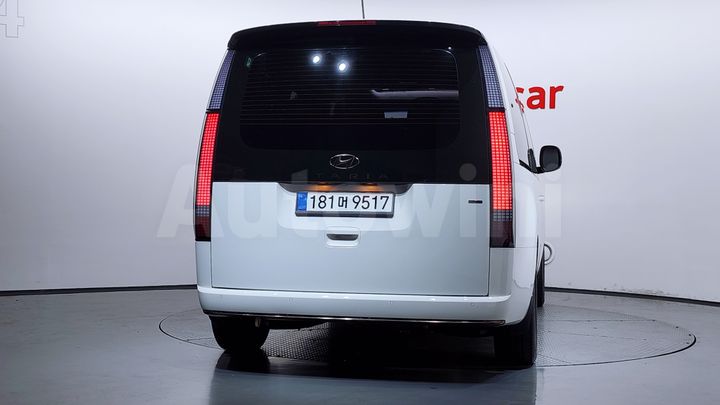 Hyundai Staria 2022 — 3