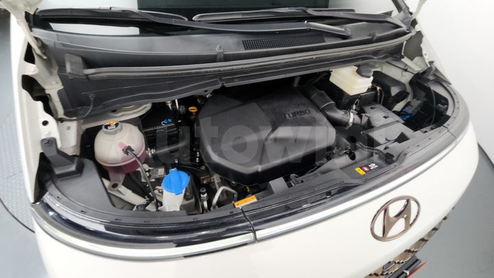 Hyundai Staria 2022 — 5
