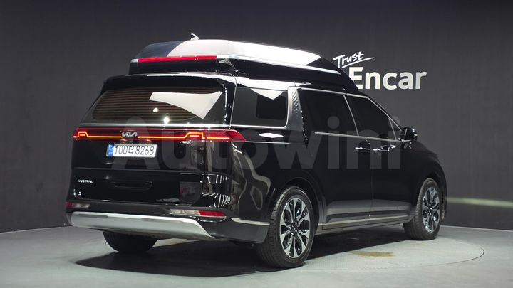 Kia Carnival 2022 — 2