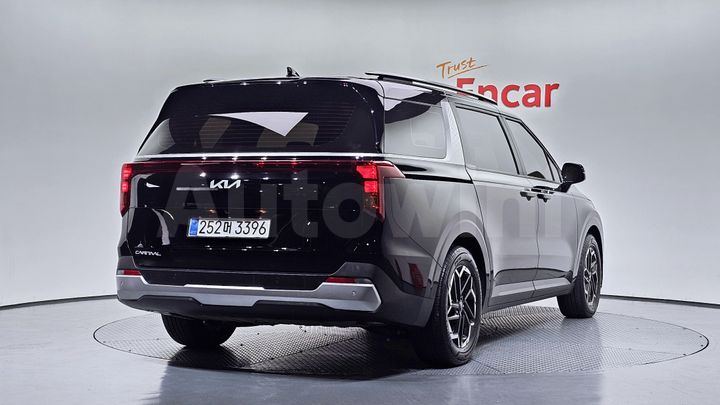 Kia Carnival 2024 — 2