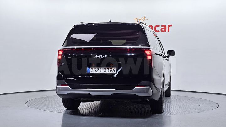 Kia Carnival 2024 — 4