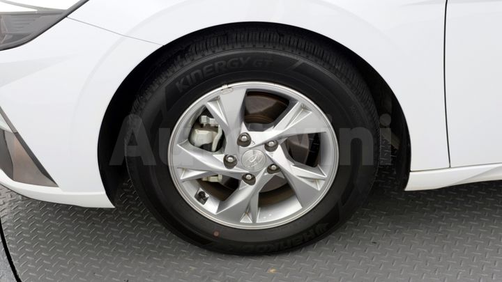 Hyundai Avante 2021 — 5