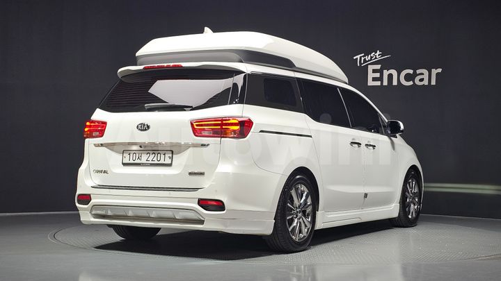 Kia Carnival 2019 — 2