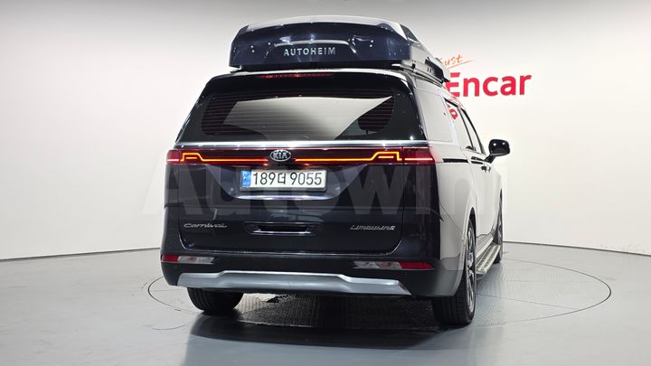 Kia Carnival 2021 — 4