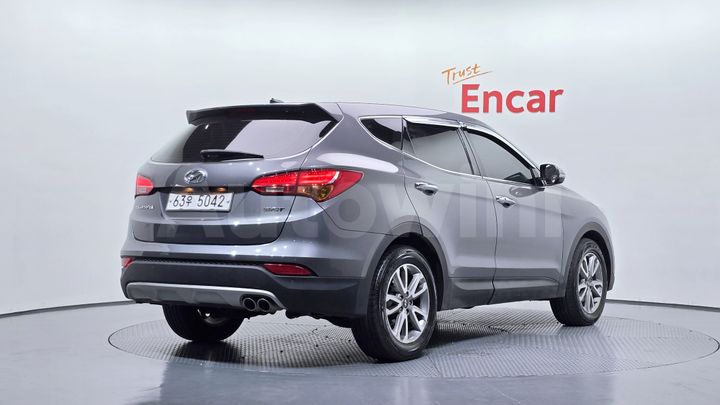 Hyundai SantaFe 2015 — 2