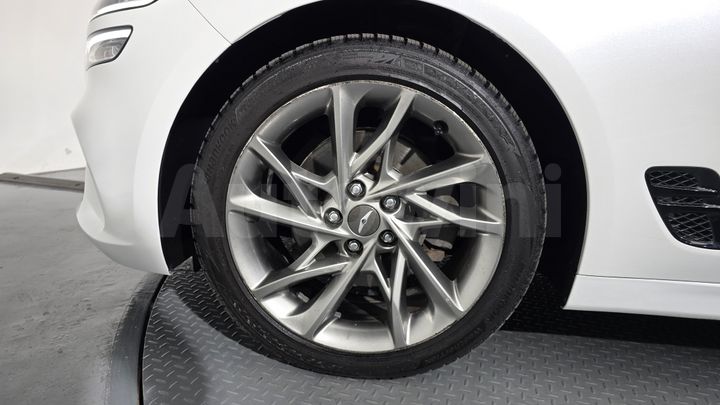 Genesis G70 2021 — 5