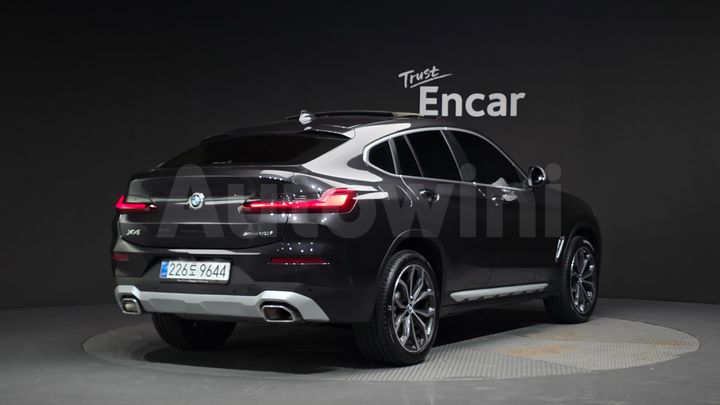 BMW X4 2025 — 2