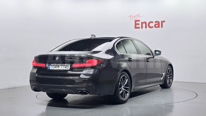 BMW 5 Series 2021 — 2