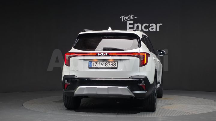 Kia Seltos 2023 — 4