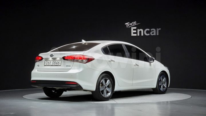 Kia K3 2016 — 2