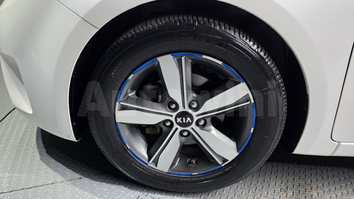 Kia K3 2016 — 5
