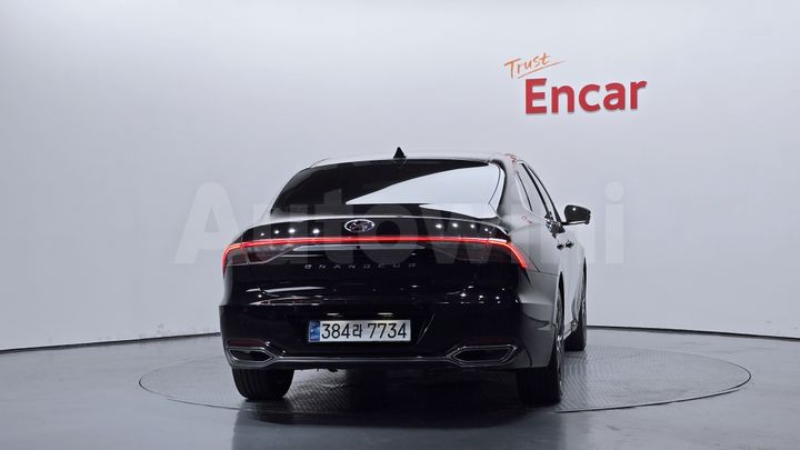 Hyundai Grandeur 2022 — 4