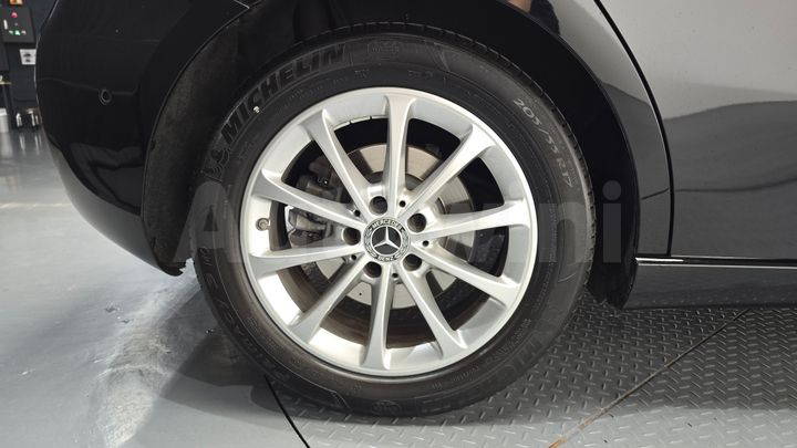 Mercedes-Benz A Class 2019 — 5