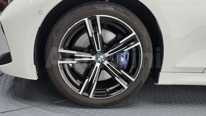 BMW 3 Series 2023 — 4