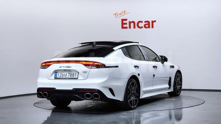 Kia Stinger 2021 — 2