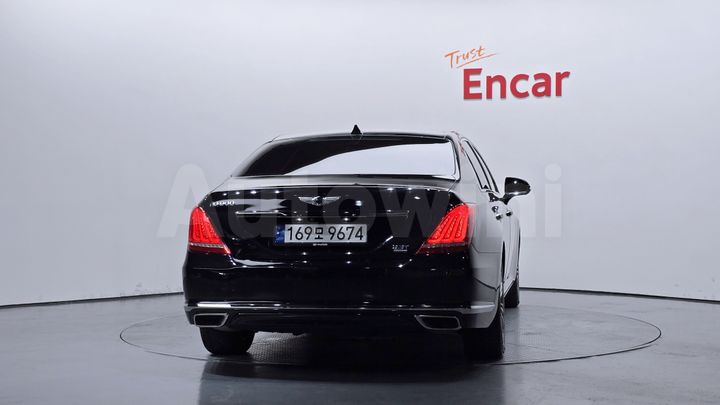 Genesis EQ900 2016 — 4