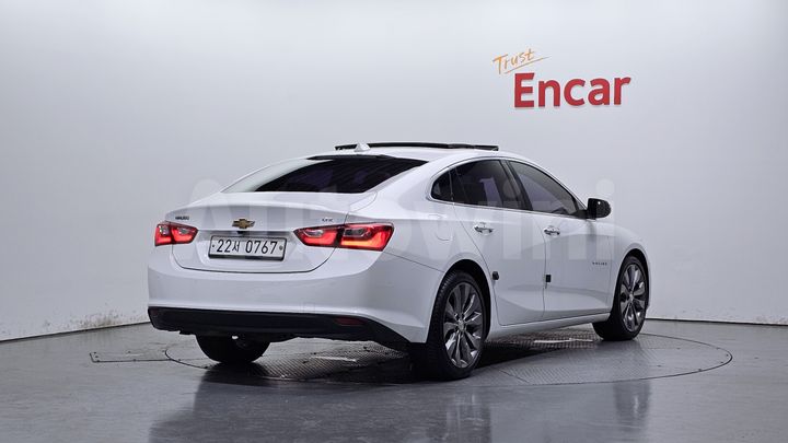 Chevrolet Malibu 2017 — 2