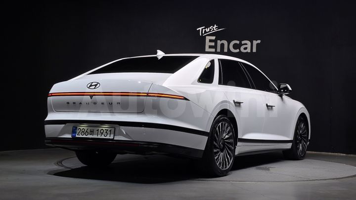Hyundai Grandeur 2026 — 2