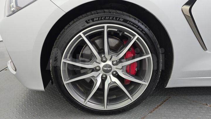 Genesis G70 2018 — 5