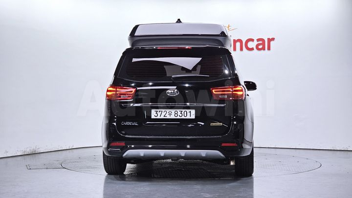 Kia Carnival 2020 — 4