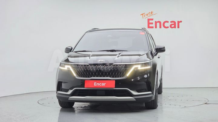 Kia Carnival 2021 — 3
