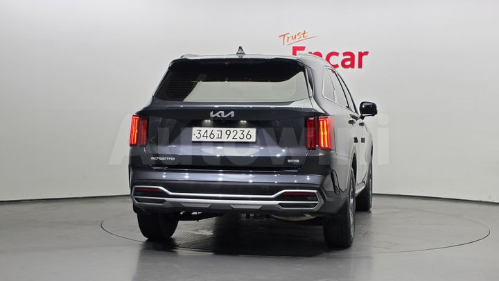 Kia Sorento 2023 — 4