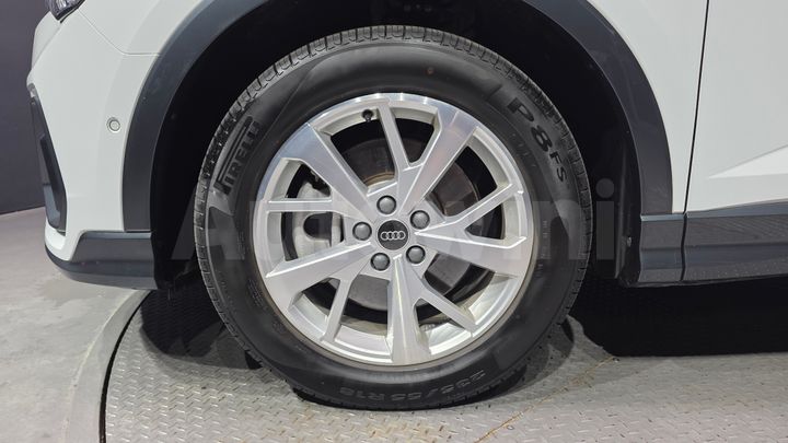 Audi Q3 2023 — 4