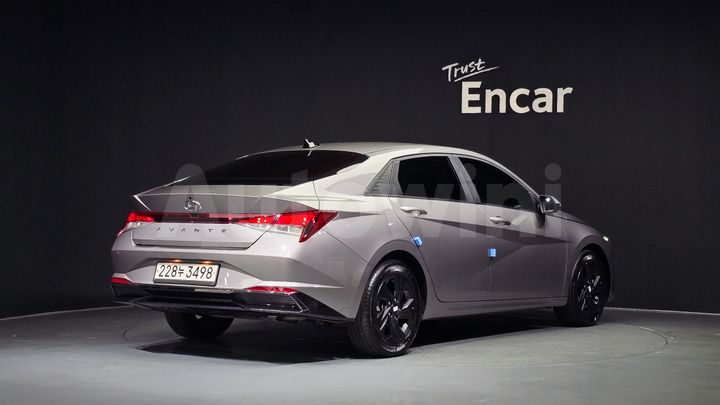 Hyundai Avante 2022 — 2