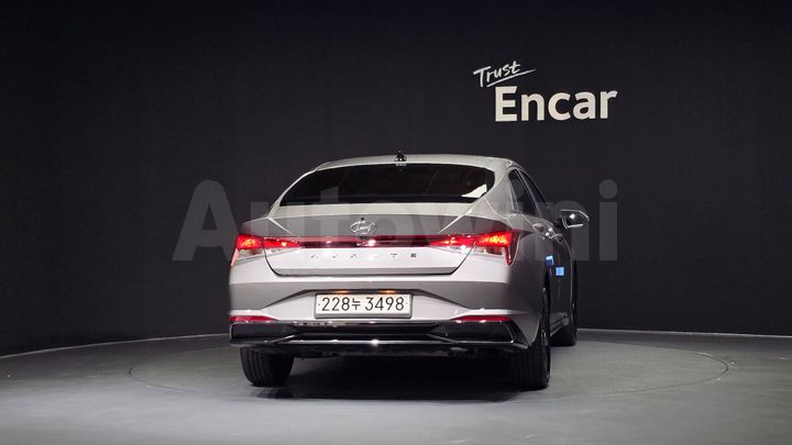 Hyundai Avante 2022 — 4