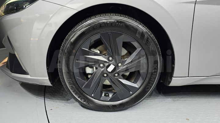 Hyundai Avante 2022 — 5