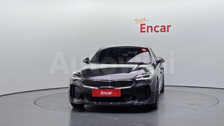 Kia Stinger 2018 — 3