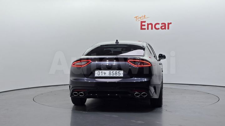 Kia Stinger 2018 — 4