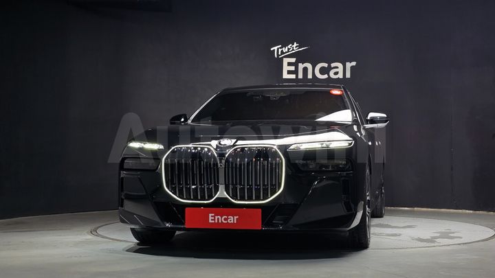 BMW 7 Series 2025 — 3