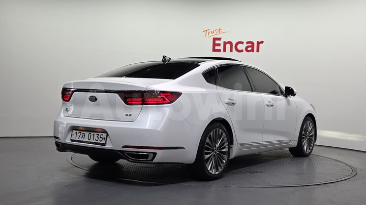 Kia K7 2016 — 2