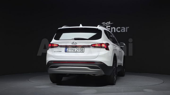 Hyundai SantaFe 2022 — 4