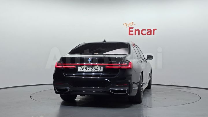 BMW 7 Series 2020 — 4