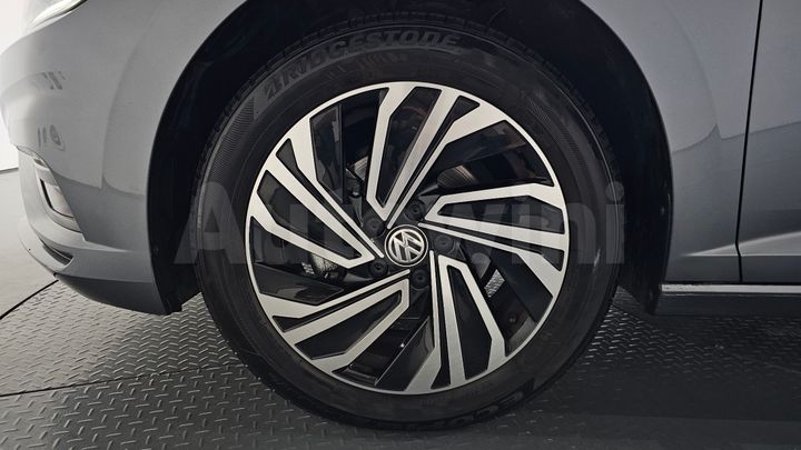 Volkswagen Jetta 2021 — 5