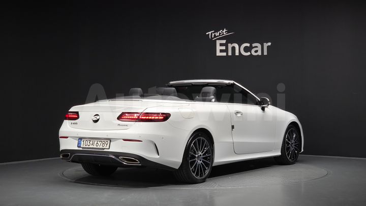 Mercedes-Benz E Class 2022 — 2