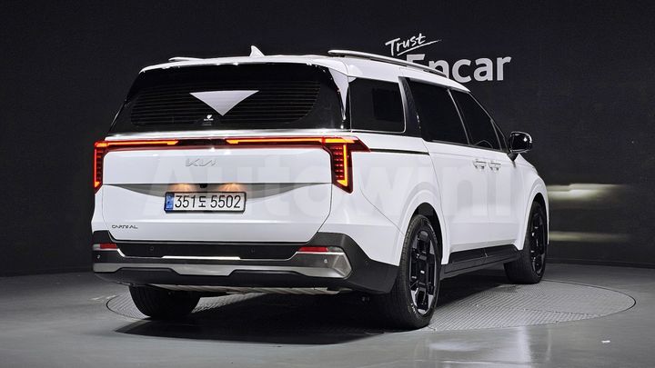 Kia Carnival 2024 — 2