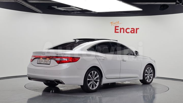Hyundai Grandeur 2016 — 2