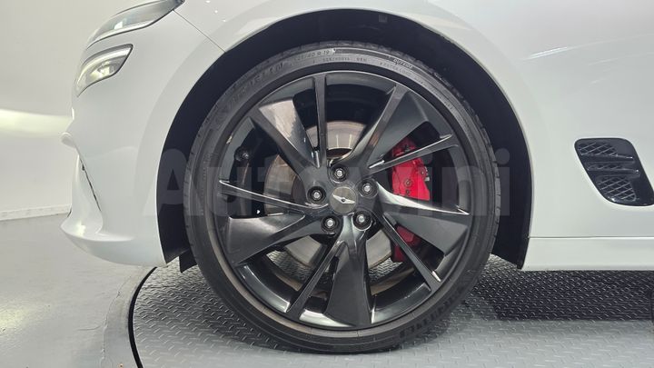 Genesis G70 2021 — 5