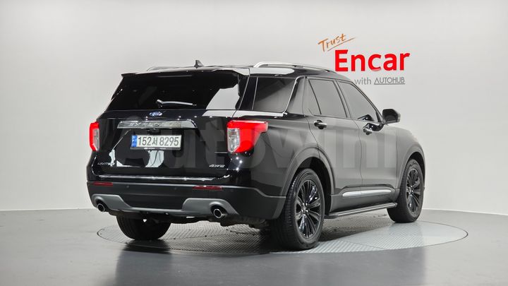 Ford Explorer 2021 — 2