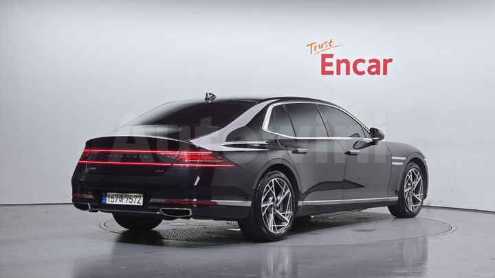 Genesis G90 2024 — 2