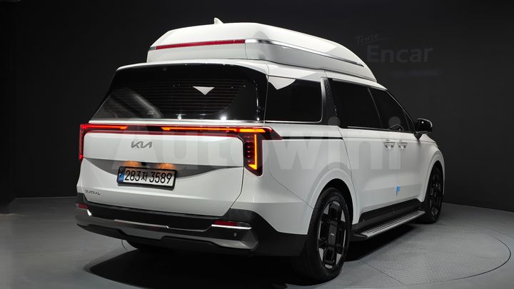Kia Carnival 2024 — 3