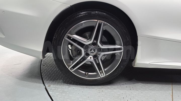 Mercedes-Benz C Class 2022 — 5
